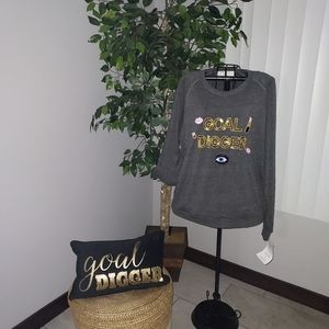Bow & Drape "Goal Digger" Sweater Size XL